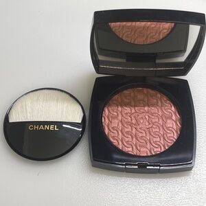 Chanel Les Chaînes de Chanel Illuminating Blush Powder 8 g